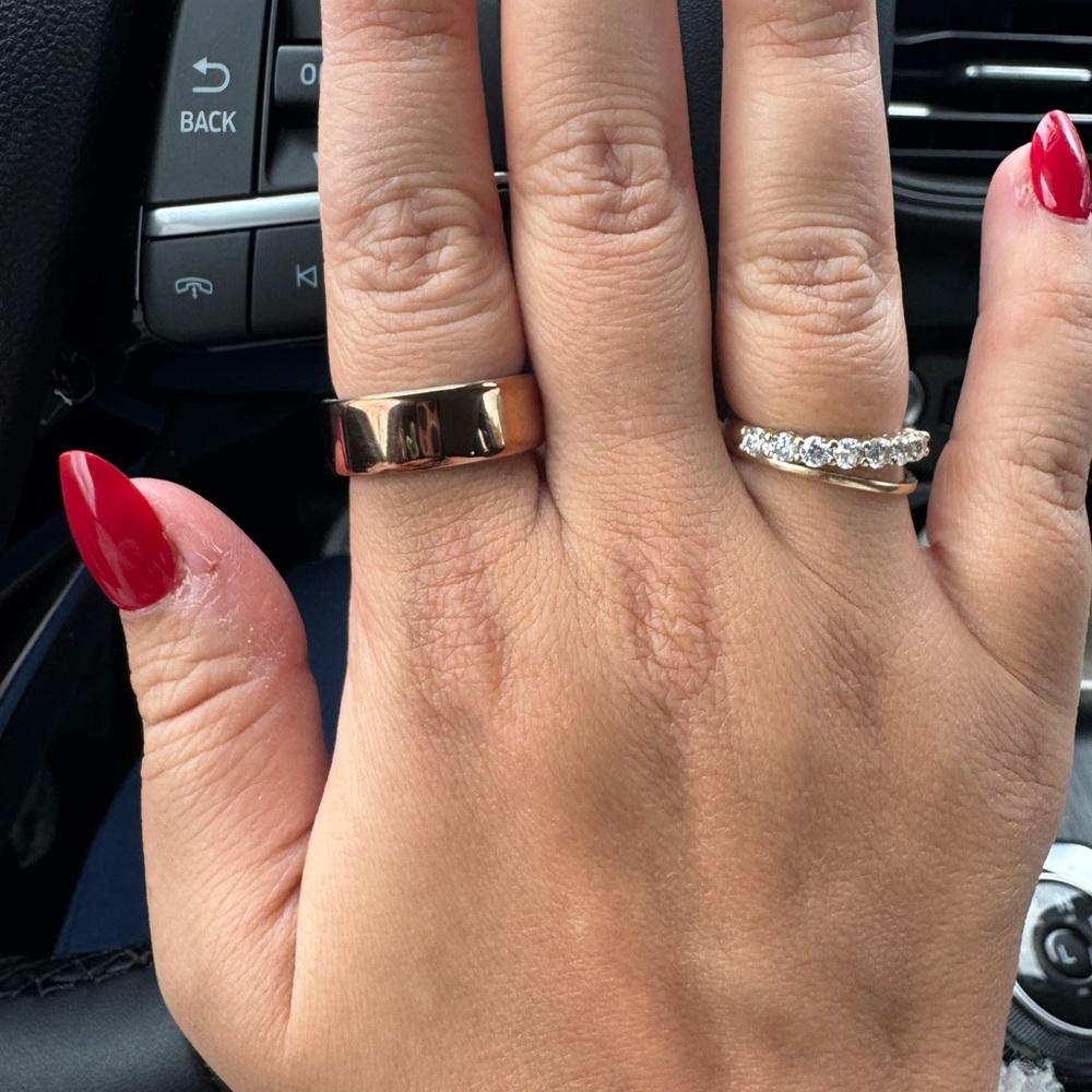Oura ring Rose Gold size 8